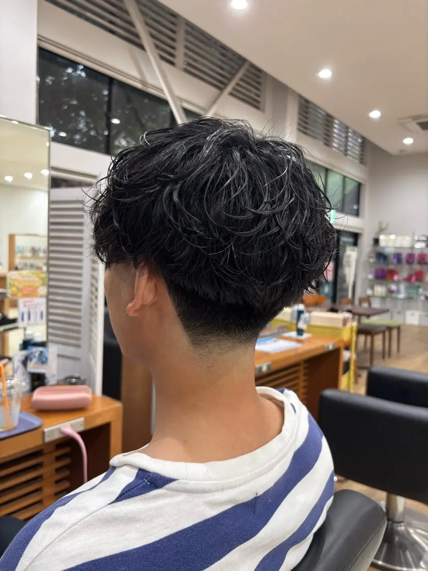 メンズ フェードカット メンズパーマ カット パーマ 垣村艶樹 /フェード&刈り上げのヘアスタイル