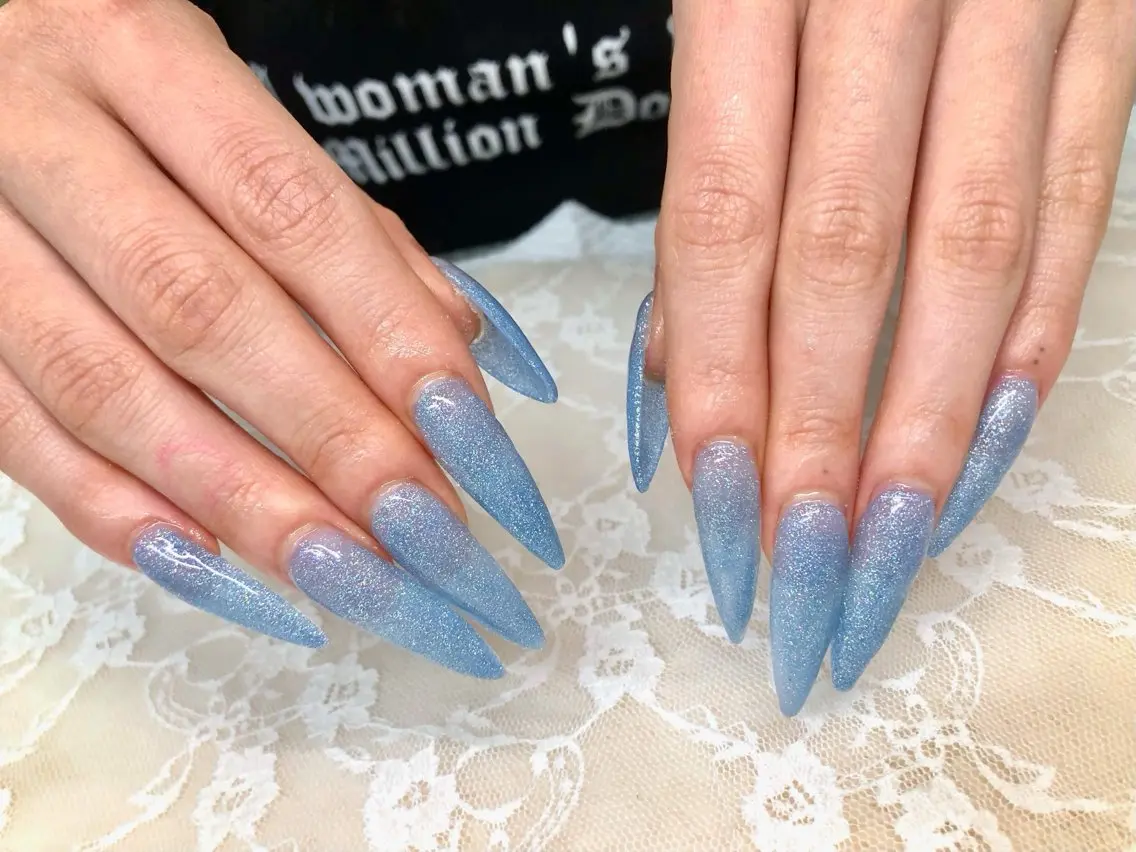 ネイル 長さ出し 水色 ロングネイル スーパーロングネイル ハンドネイル ハンドケア 心斎橋Salon Epokkuのネイルデザイン