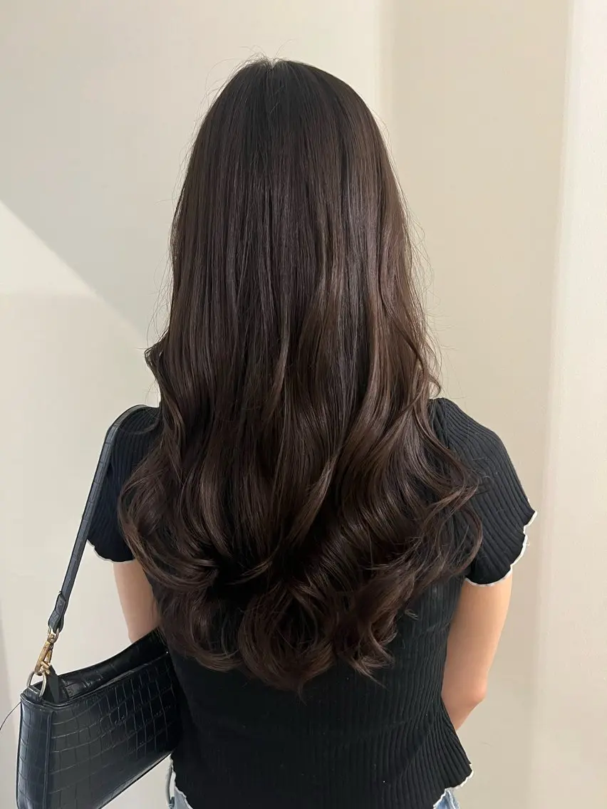ロング レイヤーカット カット トリートメント 工藤 梨花のヘアスタイル