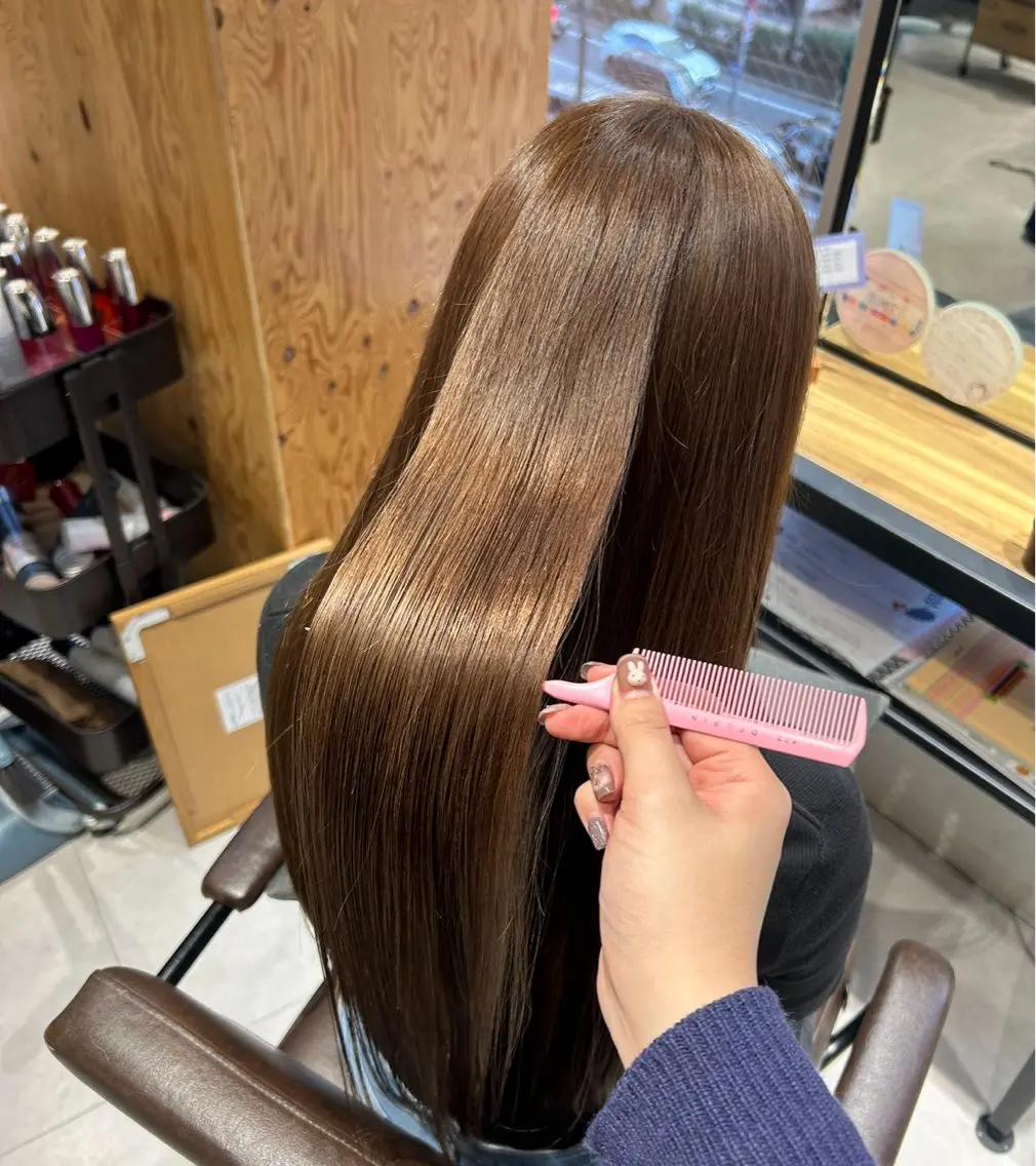 【minimo限定価格】 艶カラー × Aujua treatment ✨️¥4500の写真
