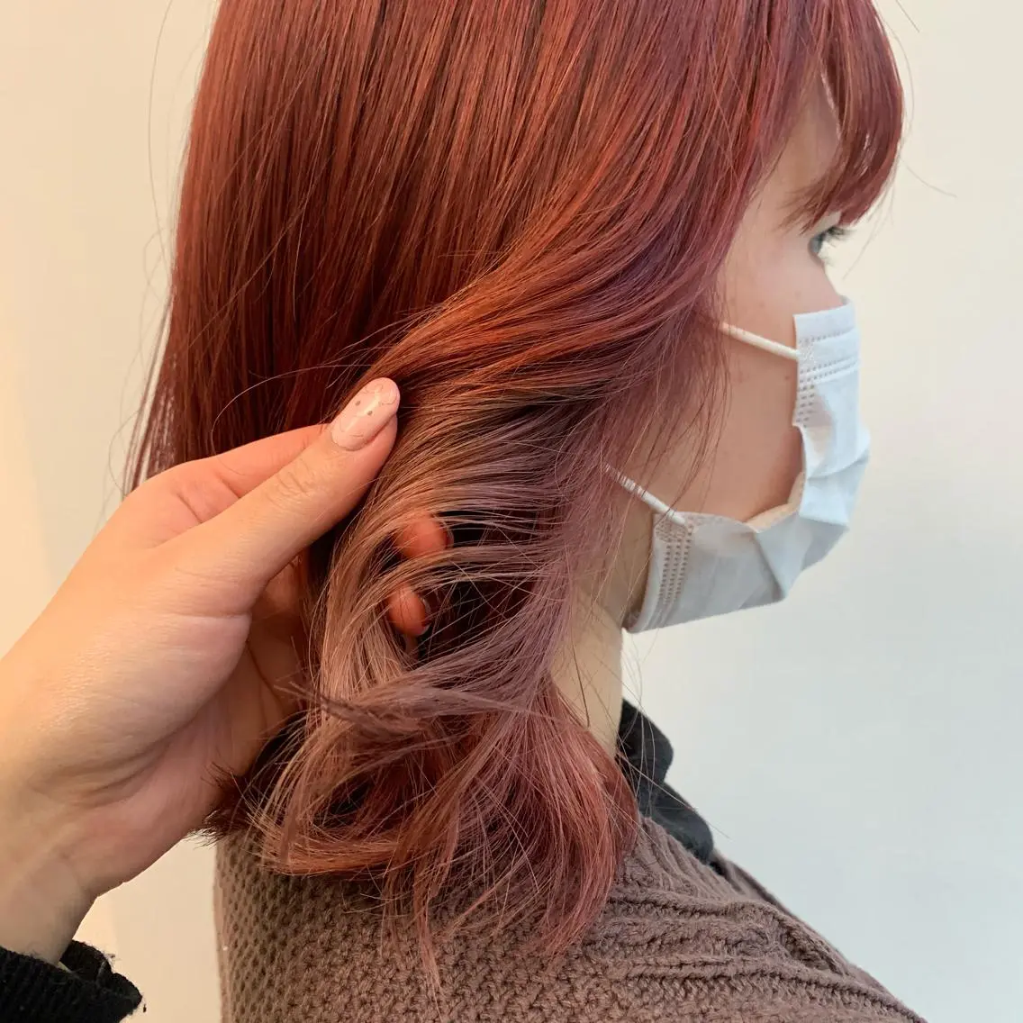 ミディアム カラー ダブルカラー インナーカラー カット ヘアカラー トリートメント 村山 美空のヘアスタイル
