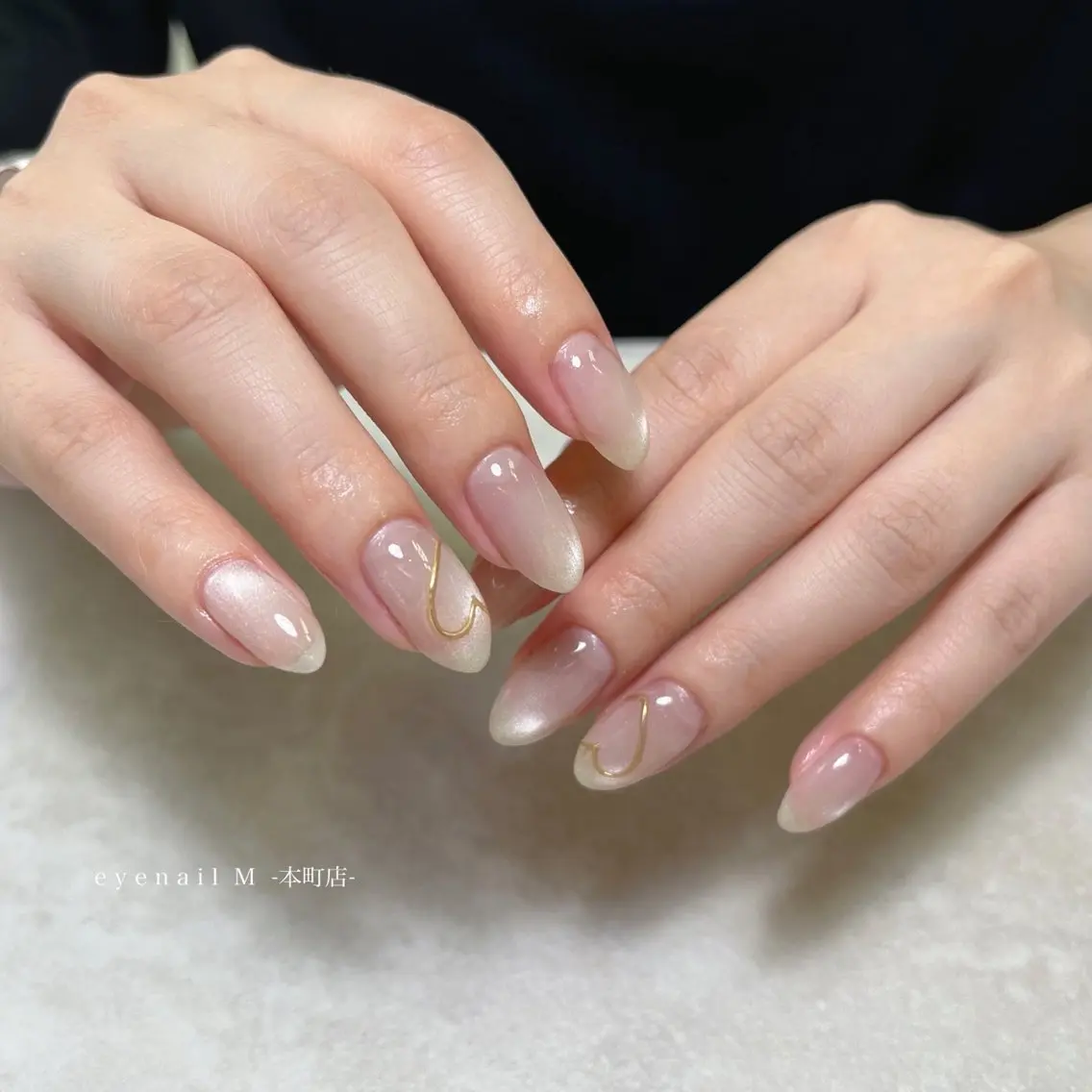 ネイル eyenailm 🌼のネイルデザイン