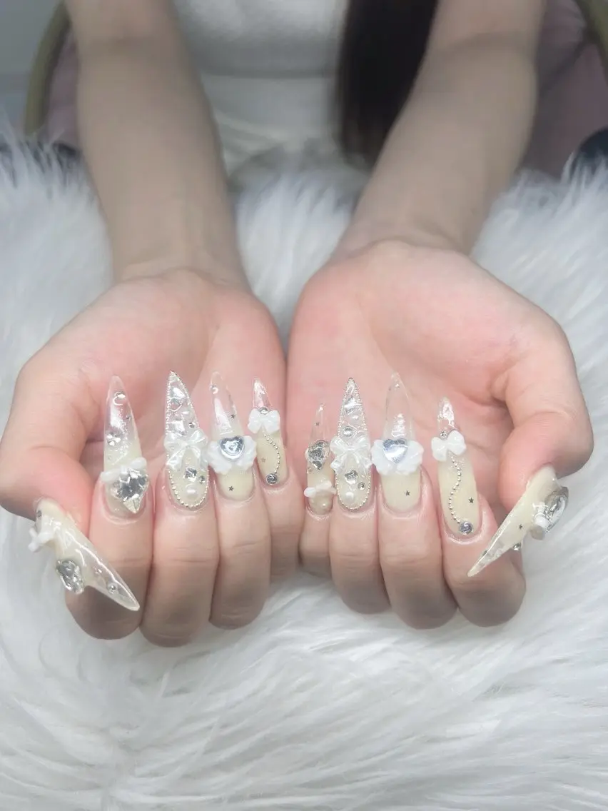 ネイル ハンドネイル Lee Nails チップ長さだし専門店のネイルデザイン