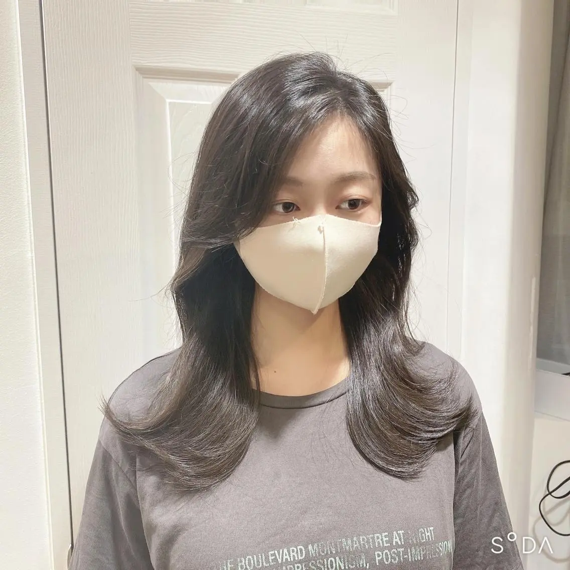 ミディアム カット パーソナルカラー lapiax阿部のヘアスタイル