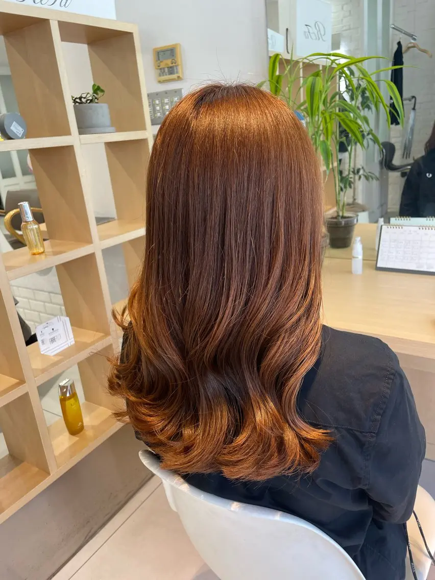 ロング 顔まわりレイヤー 姫カット 韓国風ヘア レイヤーカット ロング 🧸SAKI🎀 韓国レイヤーのヘアスタイル
