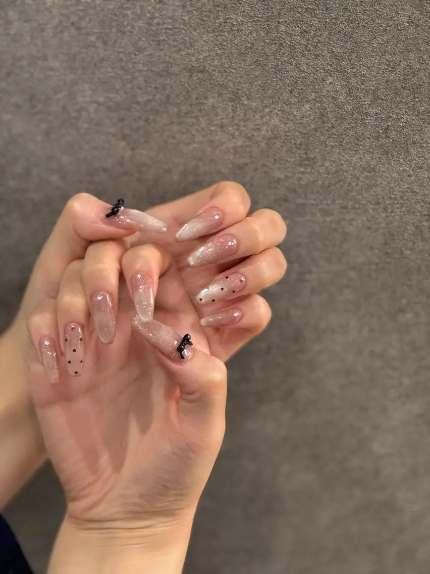 ネイル mayu 🐈‍⬛のネイルデザイン