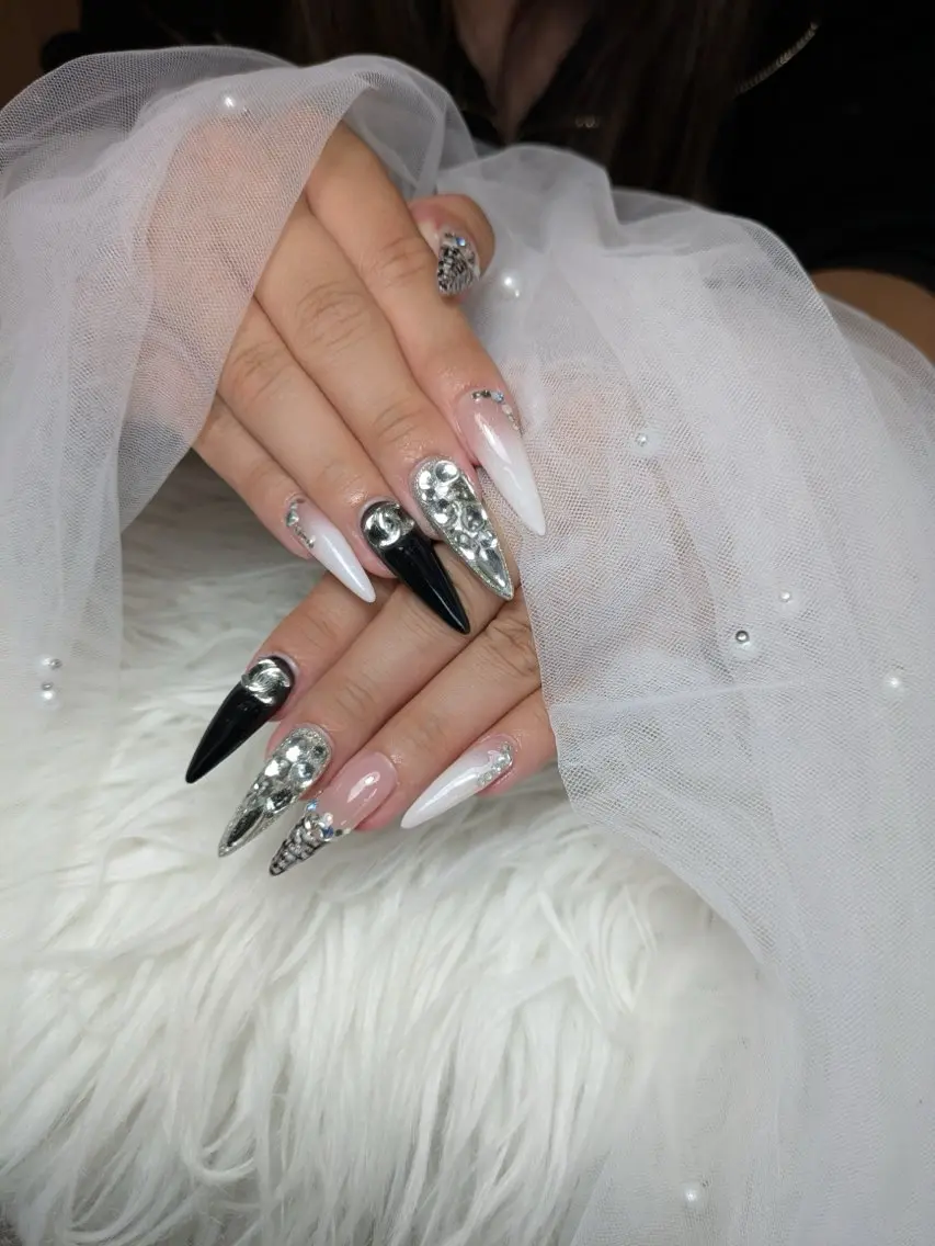 ネイル Queen Nail 柏店 クイーンネイルのネイルデザイン