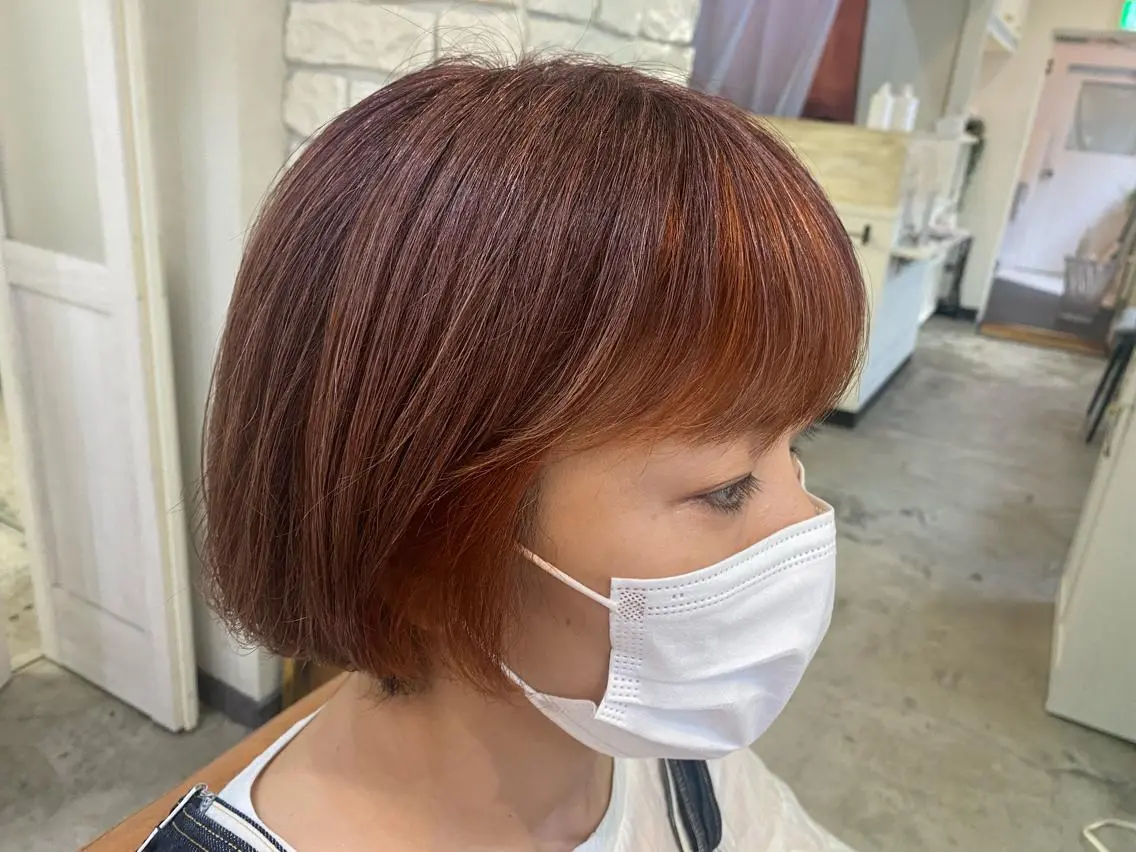 ショート カラー 才門 真菜のヘアスタイル