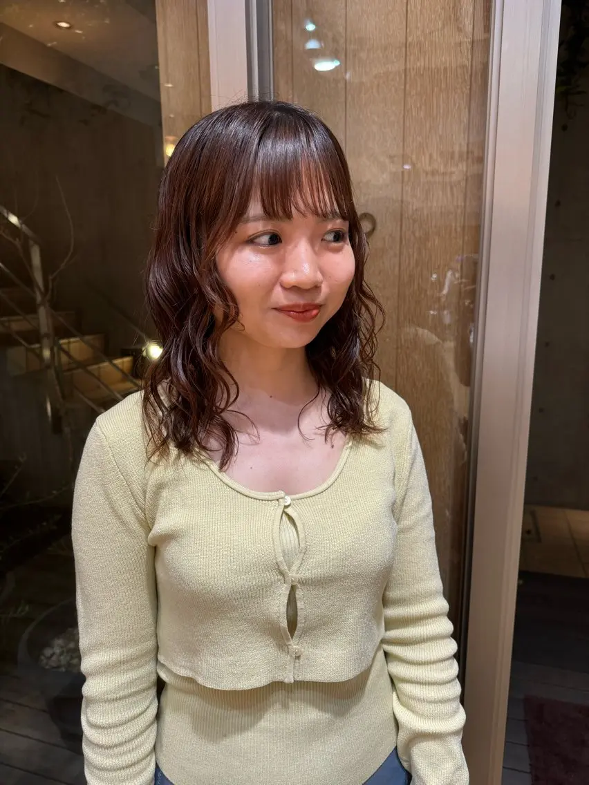 ミディアム パーマ ミディアムパーマ カット パーマ 大橋 芽衣のヘアスタイル