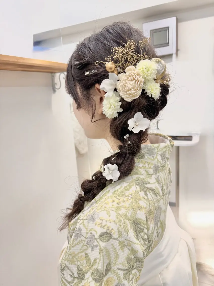 ヘアアレンジ 卒業式のヘアスタイル 齋 藤のマツエク・マツパデザイン