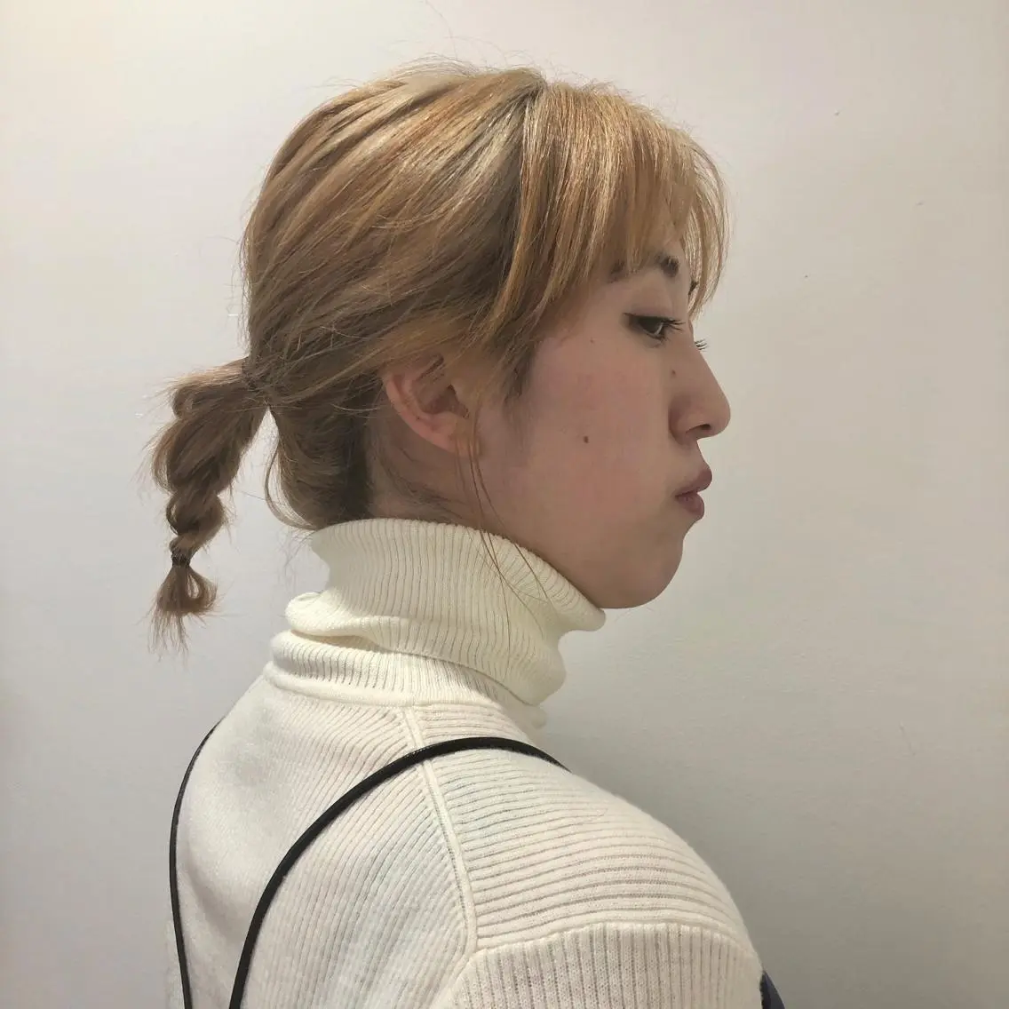 ミディアム カラー ヘアアレンジ ブリーチ ハイトーンカラー ヘアカラー トリートメント 髪質改善/レイヤー/ お顔まわり/Ami.のヘアスタイル