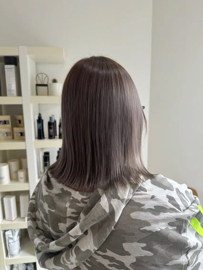 ミディアム カラー ブリーチ 堀越 美羽のヘアスタイル