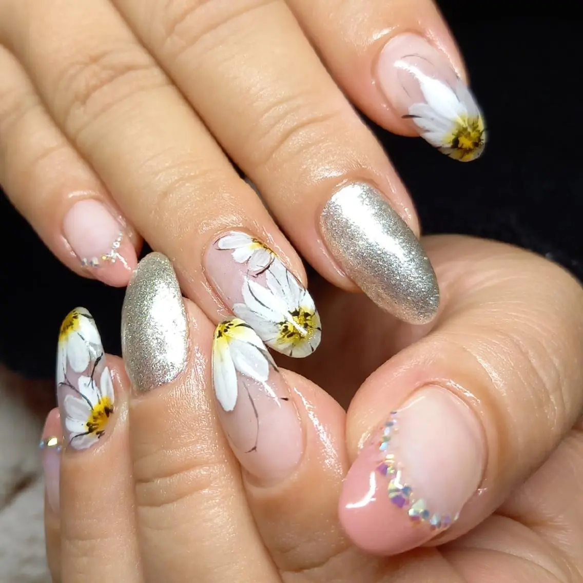 ネイル ハンドネイル Mirei NAIL 金児のネイルデザイン
