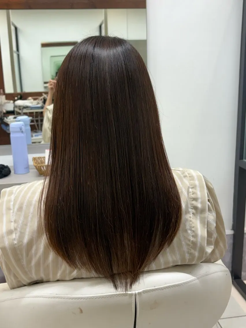 セミロング カット ヘアカラー トリートメント 青木 早姫呂のヘアスタイル