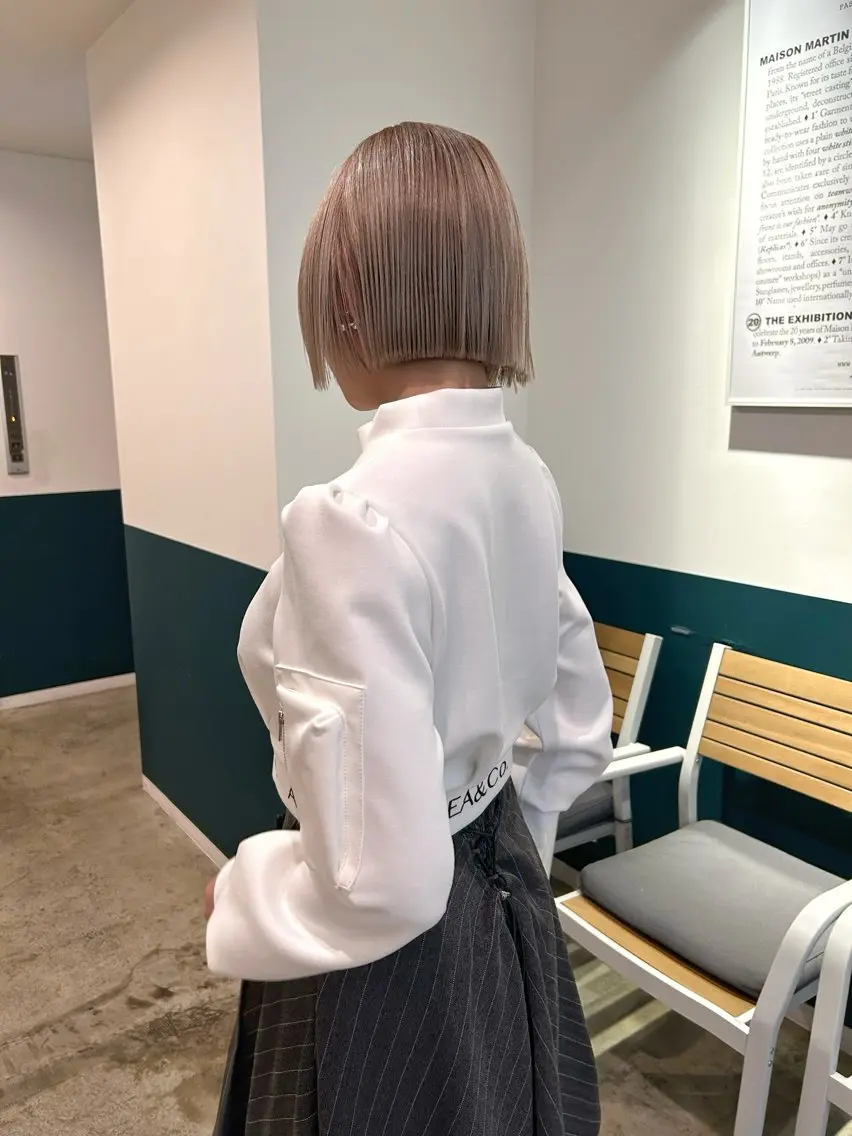 ショート カラー ベージュカラー ボブ カット ヘアカラー カラーリスト菅野 竜矢🌈のヘアスタイル