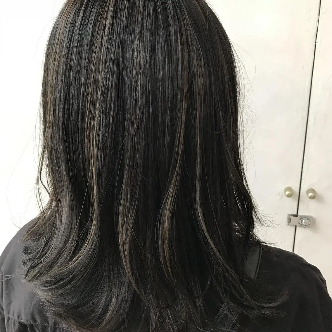 ミディアム カラー ヘアアレンジ カット ヘアカラー トリートメント 鈴木 拓海のヘアスタイル
