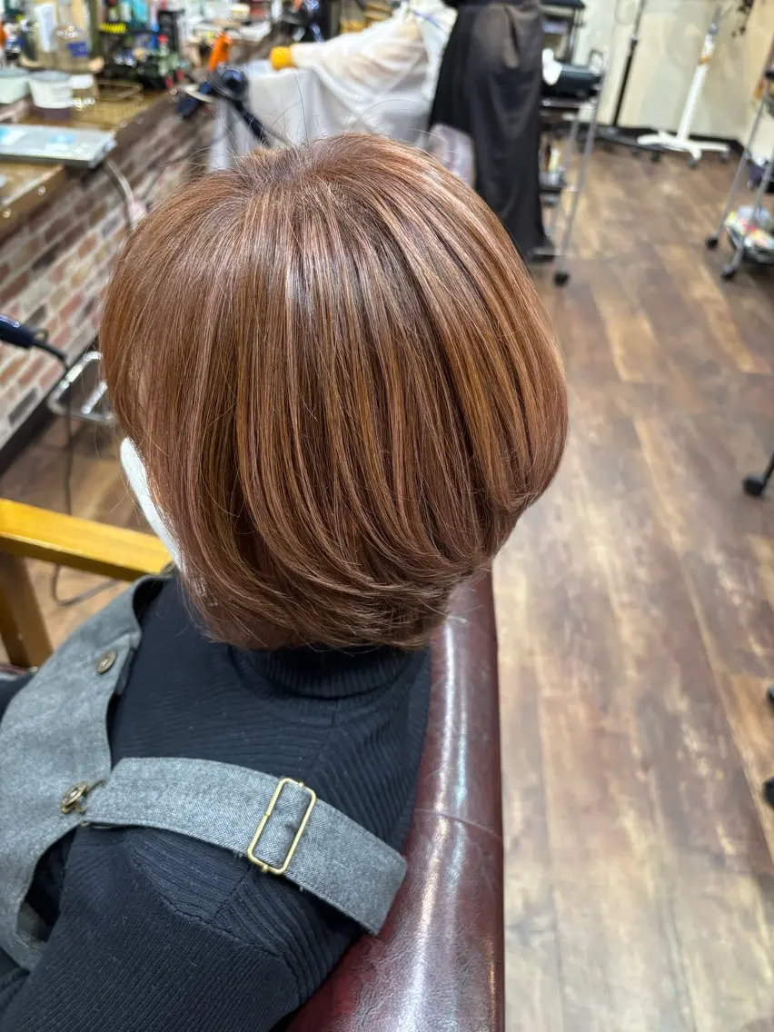 ショート カラー ハイライトカラー ハイライト 福田 有紗のヘアスタイル