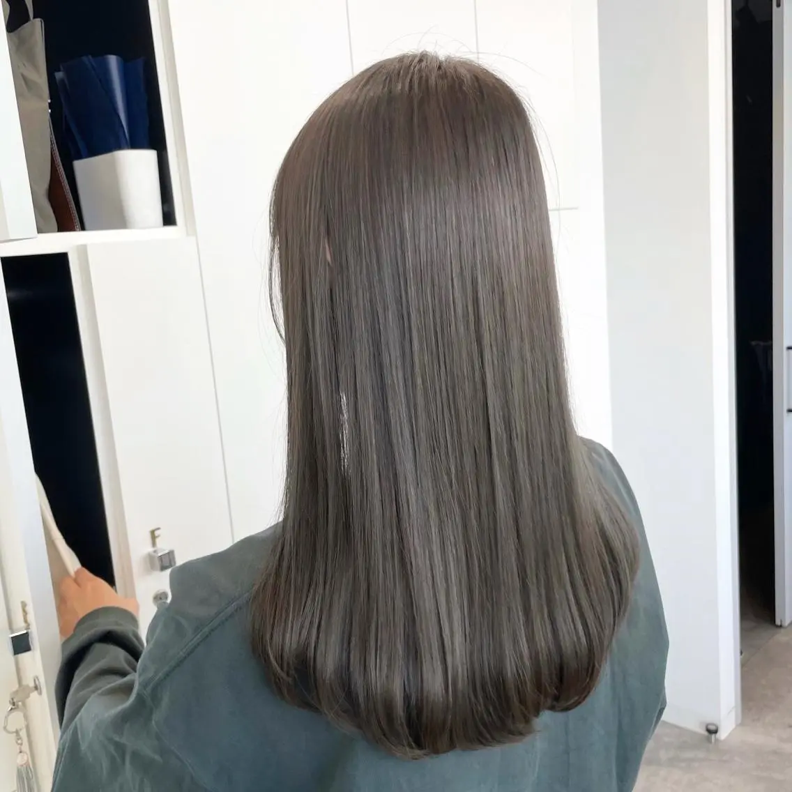 ロング ヘアカラー トリートメント ヘッドスパ 柔らか透け感カラー 🌿ムロヤリョウスケのヘアスタイル