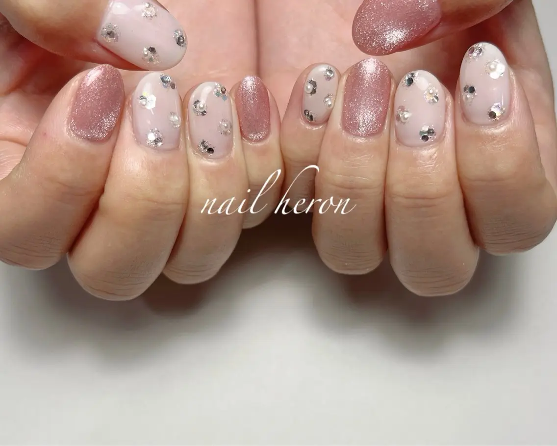 ネイル ホログラムネイル マグネットネイル ハンドネイル saki_ nail heronのネイルデザイン