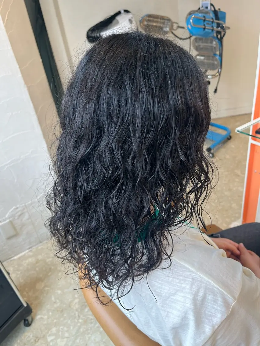 セミロング パーマ カット パーマ うしだ かおるのヘアスタイル