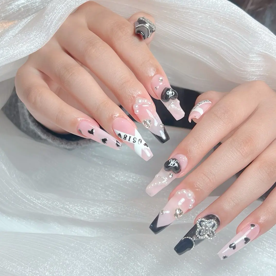 ネイル ハンドネイル The 1989 Nail Salonのネイルデザイン