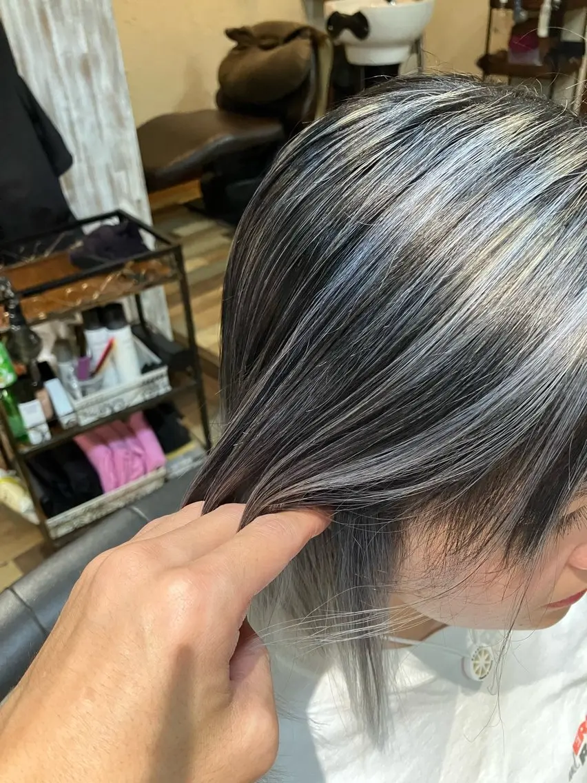 ショート ヘアカラー トリートメント 🌈２０年目突入🎉 山口のヘアスタイル
