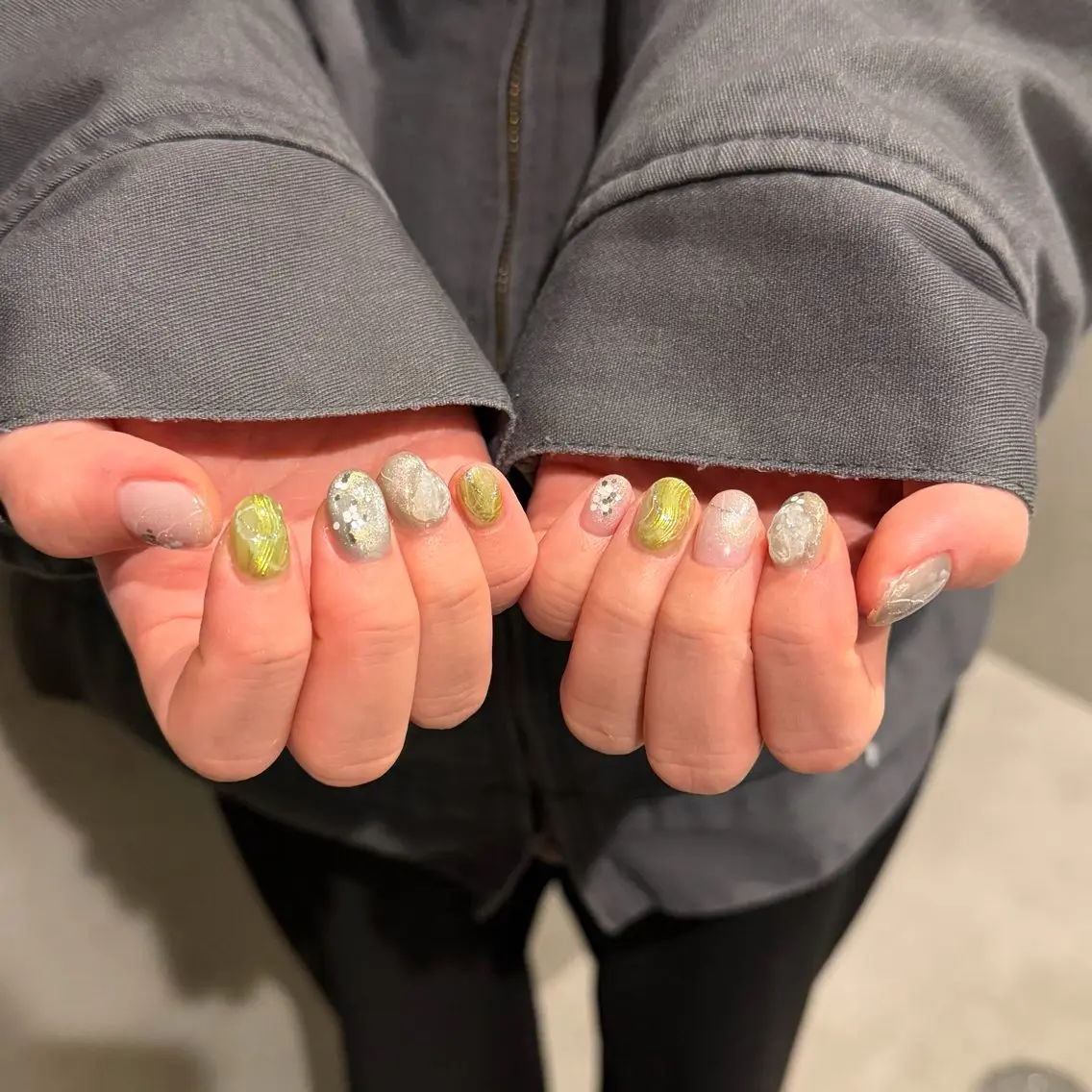 ネイル ニュアンスネイル 春ネイル ハンドネイル ʀᴀɪ ɴᴜᴀɴᴄᴇのネイルデザイン