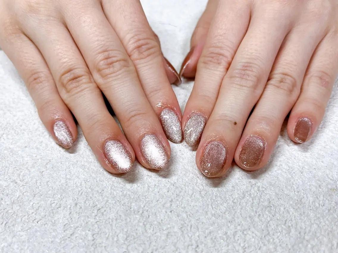 ネイル オーロラネイル フットネイル フレンチネイル ジェルネイル 韓国ネイル ハンドネイル mogunail &blowのネイルデザイン
