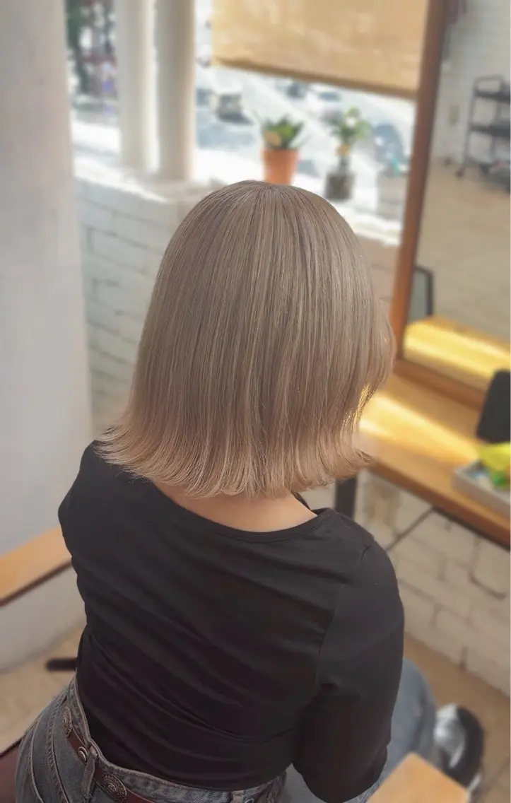 ミディアム ヘアカラー chic/ karin💠のヘアスタイル