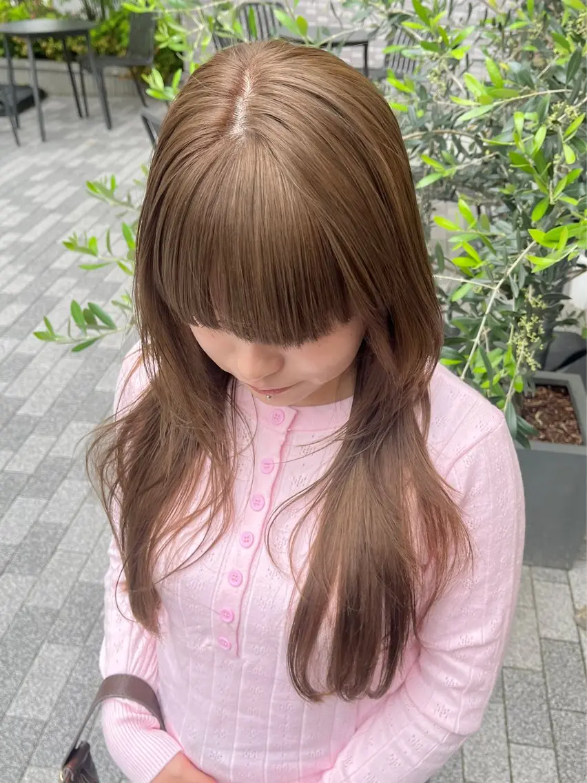 ロング カット ヘアカラー トリートメント ミルクティーベージュ るい名駅のヘアスタイル