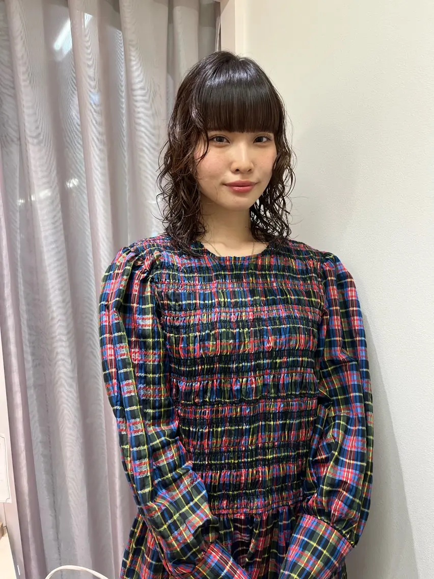 ミディアム パーマ カット パーマ トリートメント 松村 澪里のヘアスタイル