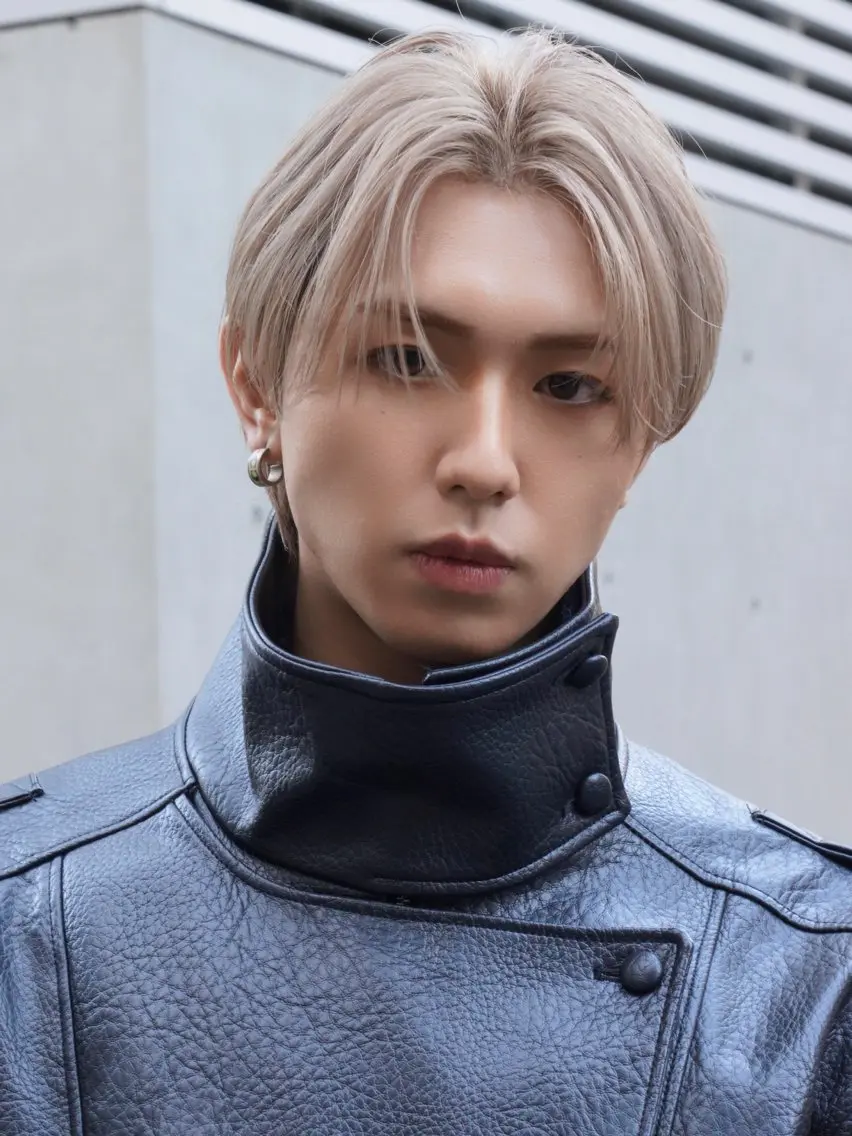ショート カラー メンズ カット ヘアカラー メンズブリーチ カラーhirokoのヘアスタイル