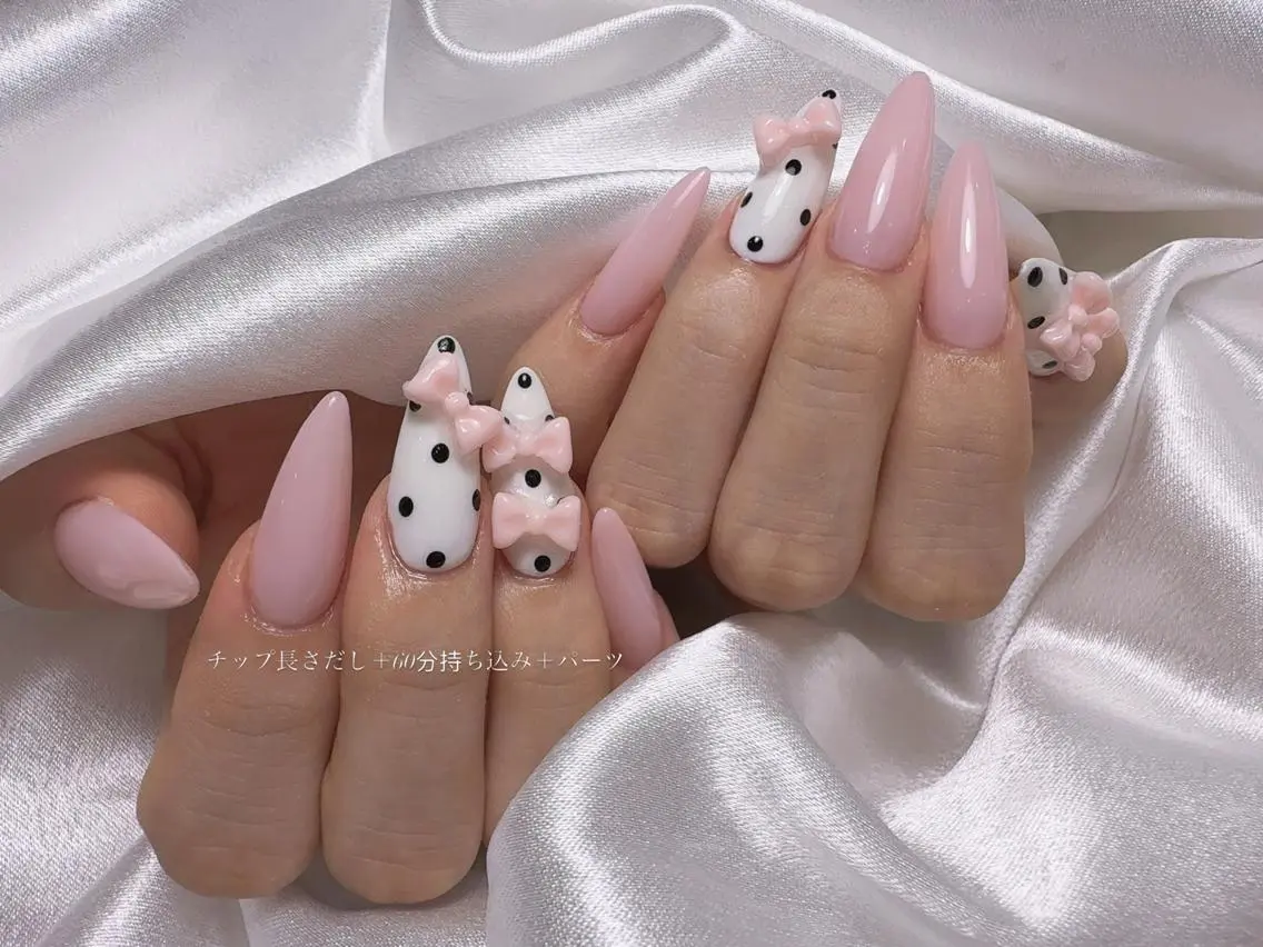 ネイル アートネイル フラッシュネイル フレンチネイル ジェルネイル ガラスフレンチ M2 BEAUTY Yukiのネイルデザイン