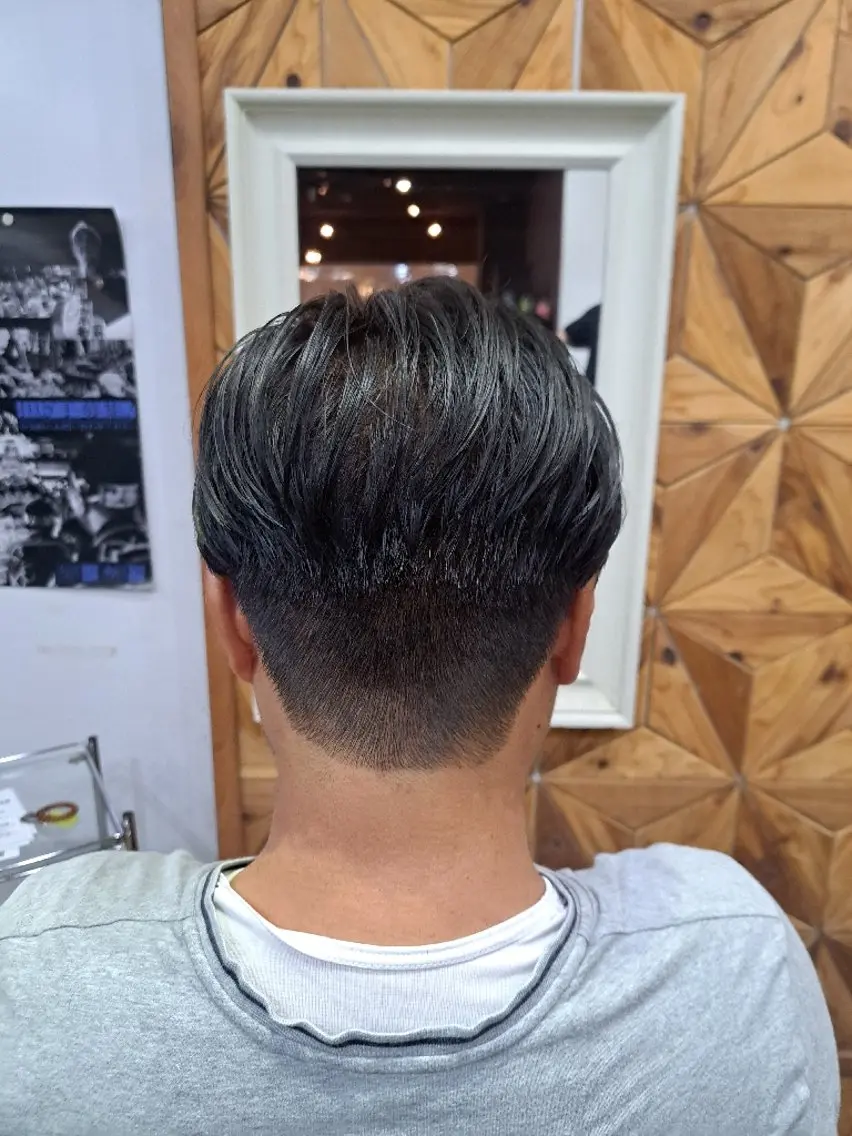 ショート クボ タのヘアスタイル