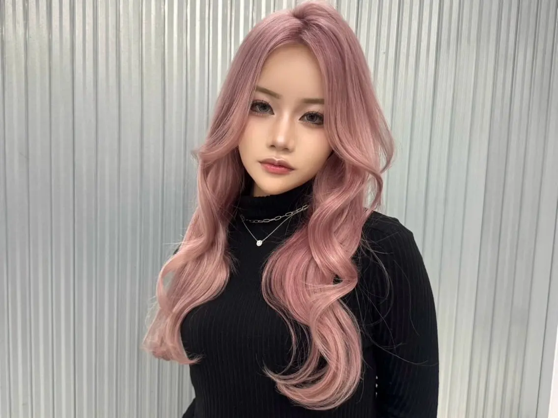 ロング カラー ピンク🎀/ベージ ュ🧸🥞/ユウキのヘアスタイル