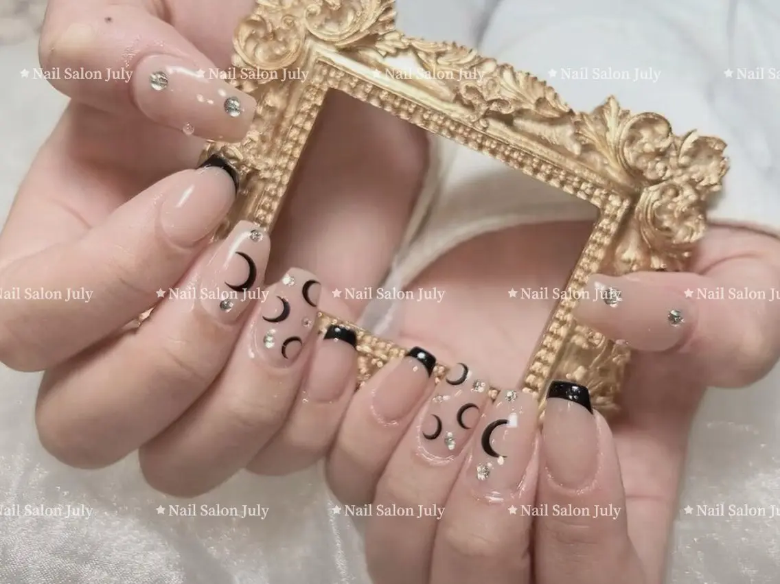 ネイル アートネイル オーロラネイル ジェルネイル ガーリー キラキラネイル July Salonのネイルデザイン