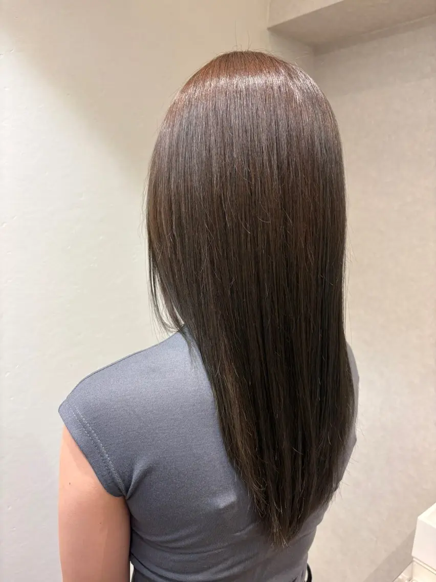 ロング カラー アッシュ ブルーカラー ブルーアッシュ しゅう 🎀透明感🎀高崎のヘアスタイル
