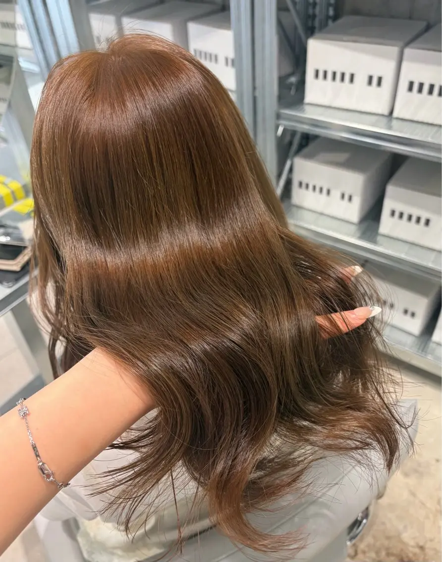 ミディアム カラー カット ヘアカラー トリートメント ダブルカラー/レイヤ ーカット 🤍ゆきなのヘアスタイル