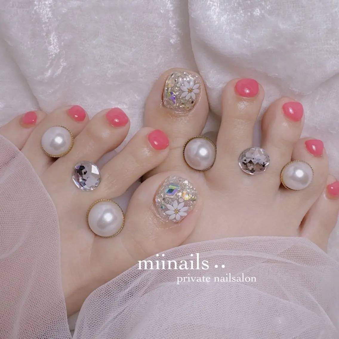 ネイル 韓国ネイル マグネットネイル ワンホンネイル フットネイル nailsalon miinailsのネイルデザイン