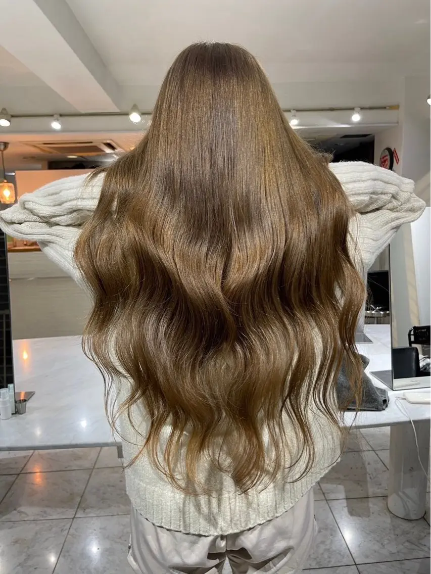 ロング 大内 凜凰のヘアスタイル