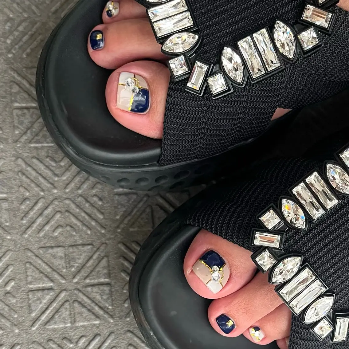 ネイル ハンドネイル フットネイル Nailsalon Fave/Rinaのネイルデザイン