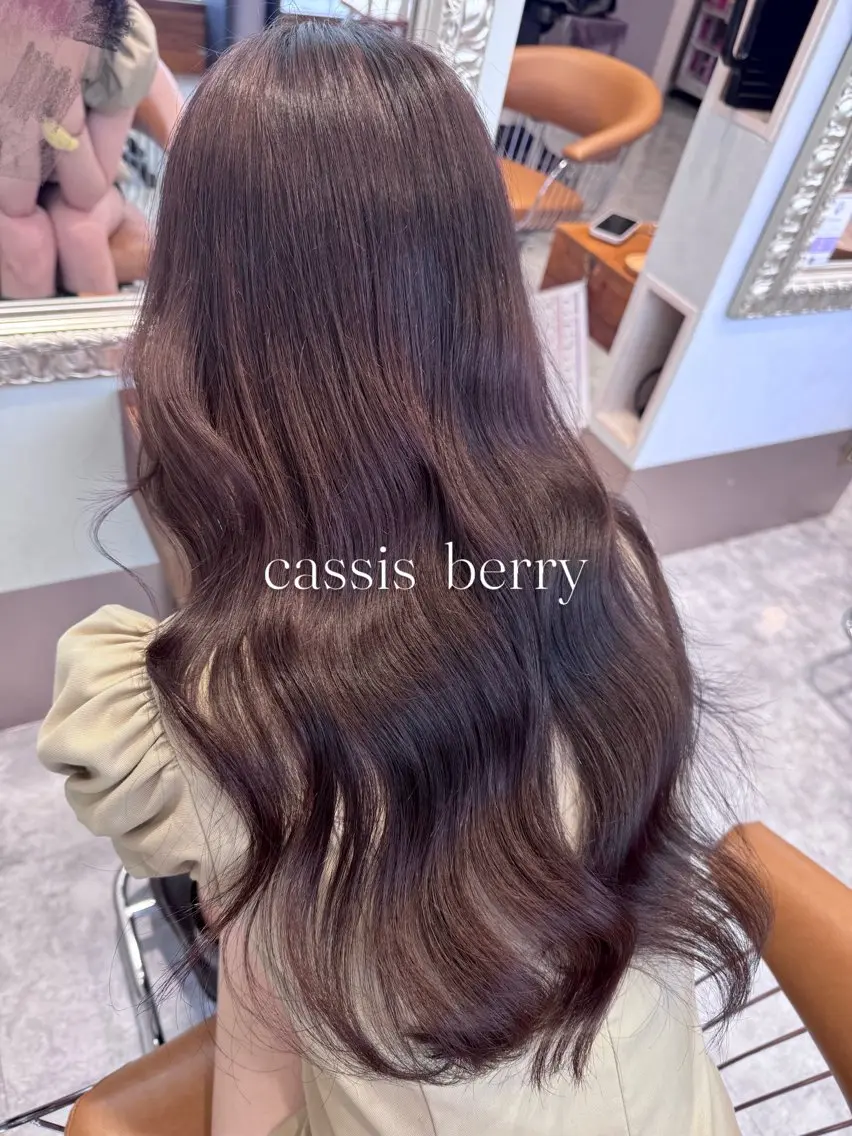 ロング ヘアカラー emusalon erinaのヘアスタイル