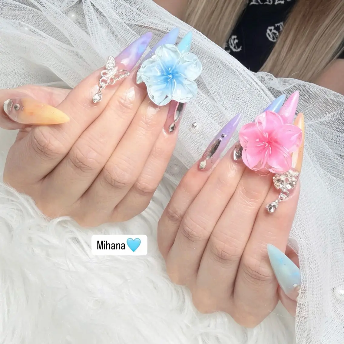 ネイル 長さ出し フレンチネイル グラデーション 卒業式 マグネットネイル ハンドネイル ハンドケア Mihana Risaのネイルデザイン