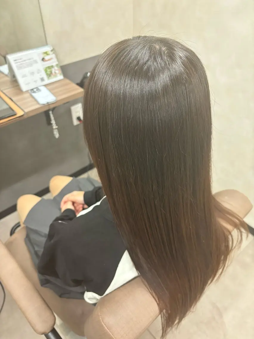 ロング 縮毛矯正 カット 縮毛矯正 トリートメント 竹内滉太 当日予約⭕️のヘアスタイル
