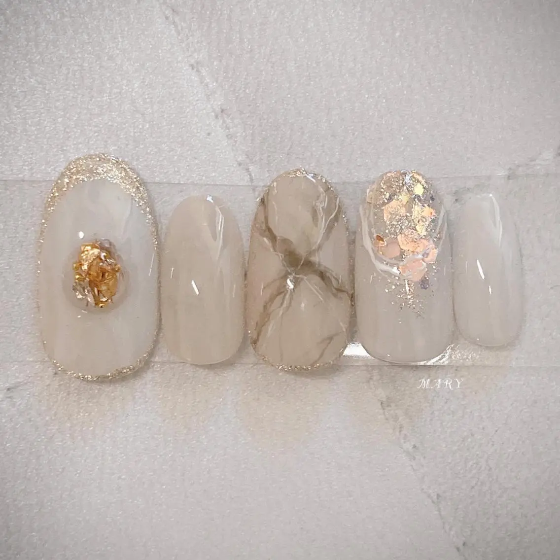 ネイル アートネイル キラキラネイル 大理石ネイル(マーブル) ニュアンスネイル ワンカラーネイル ハンドネイル Mary nail .narumiのネイルデザイン