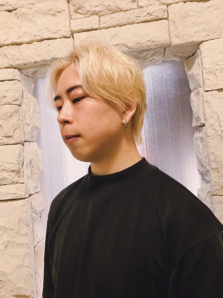 カラー ヘアアレンジ メンズ 抜きっぱなしブロンド ブロンド カット ヘアカラー トリートメント ヘアセット メンズ特化✂️栗原 侑也のヘアスタイル