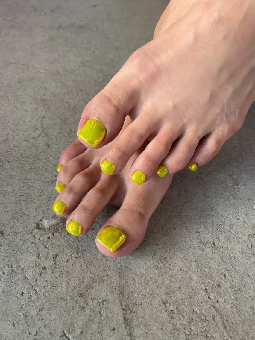 ネイル ミラーネイル ワンカラーネイル 25nail Erikaのネイルデザイン