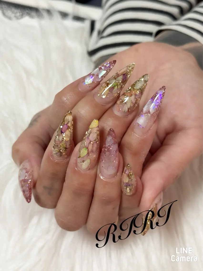 ネイル フラワーネイル ジェルネイル ラメ(グリッター) ロングネイル スカルプネイル ハンドネイル riri オーナーのネイルデザイン