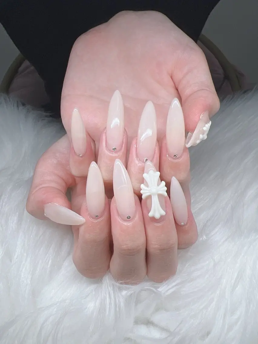 ネイル ハンドネイル Lee Nails チップ長さだし専門店のネイルデザイン