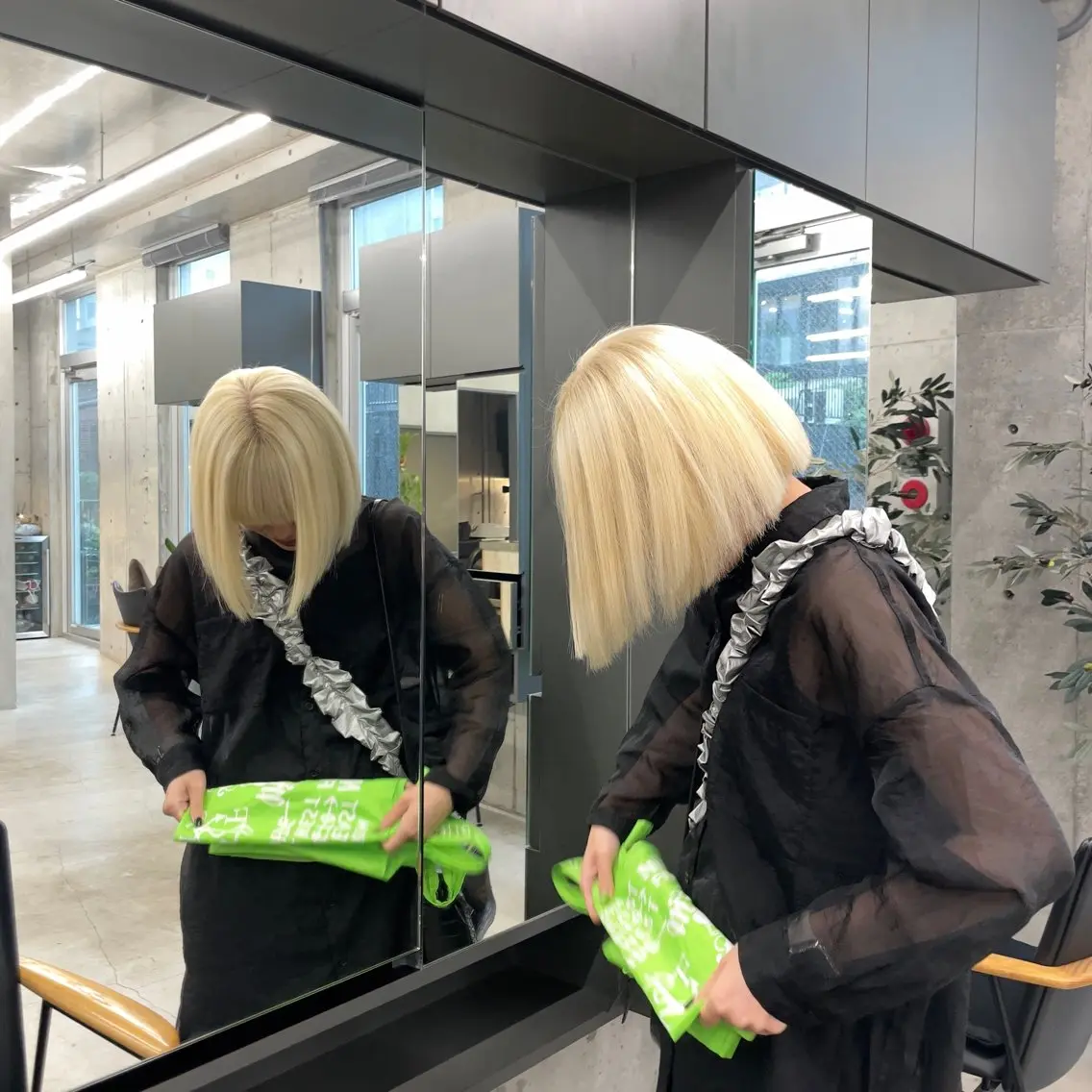 ショート 髪質改善 トリートメント ヘアカラー トリートメント 【ブリーチ1回】 薬剤ヲタクひろのヘアスタイル